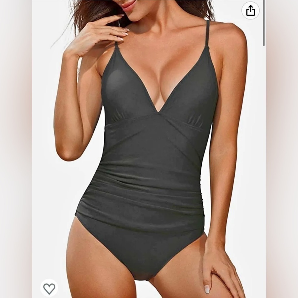 Tournesol One Piece Ruched Black Swim Suit Monokini Women’s Medium NWT NEW